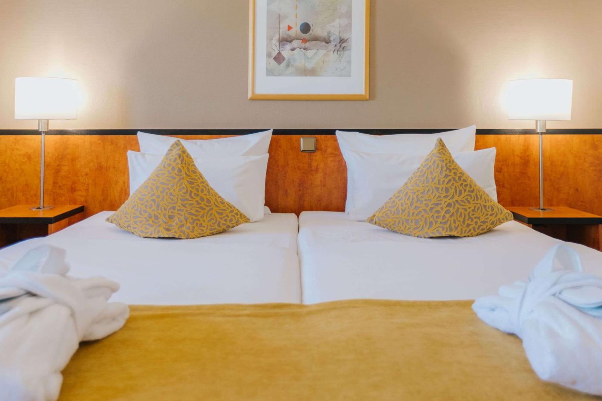 Best Western Plus Hotel เบาท์เซน ภายนอก รูปภาพ